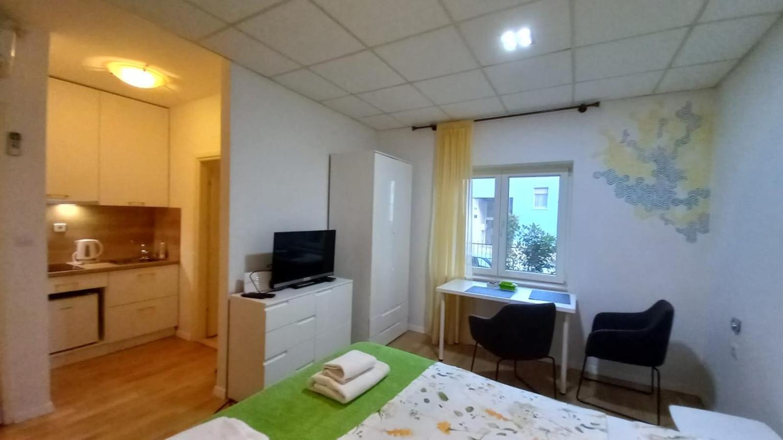 Zsa Zsa Zenta 1 Apartament